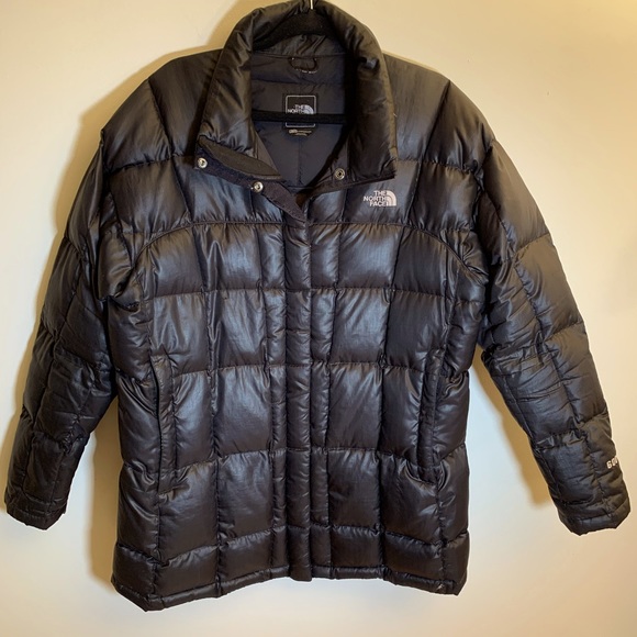 The North Face Jackets & Blazers - The north face women’s puffer jacket